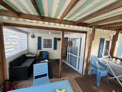 MOBIL HOME SUN ROLLER MÉDITERRANÉE 2006 2CH AVEC TERRASSE INTÉGRÉE + CLIM RÉVERSIBLE