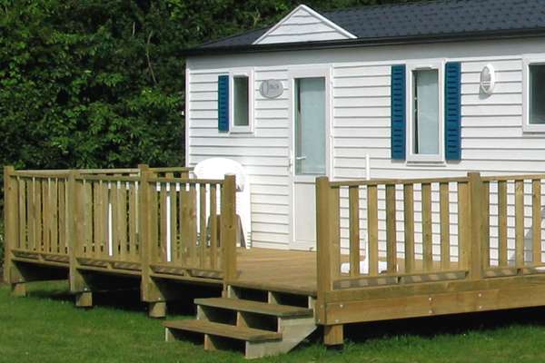 Terrasse mobil home neuve ATERIA simple en bois